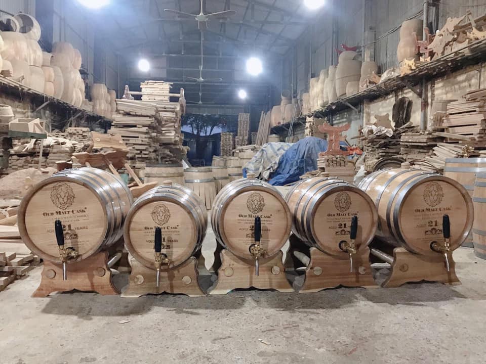 Xưởng sản xuất thùng rượu gỗ sồi Thanh Minh, thùng gỗ sồi đựng rượu trực tiếp giá tại xưởng tốt nhất.